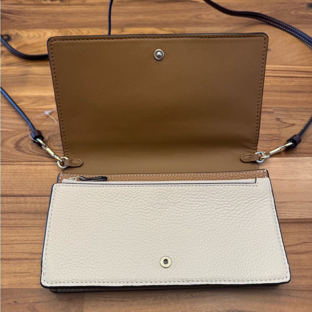 Coach Cream and Brown Crossbody Bag - Picture 4 of 8